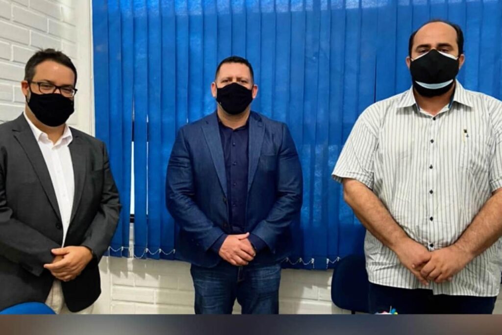 Presidente e Vice do CRBM2 participam de encontro com secretário de Saúde de Patos (PB)