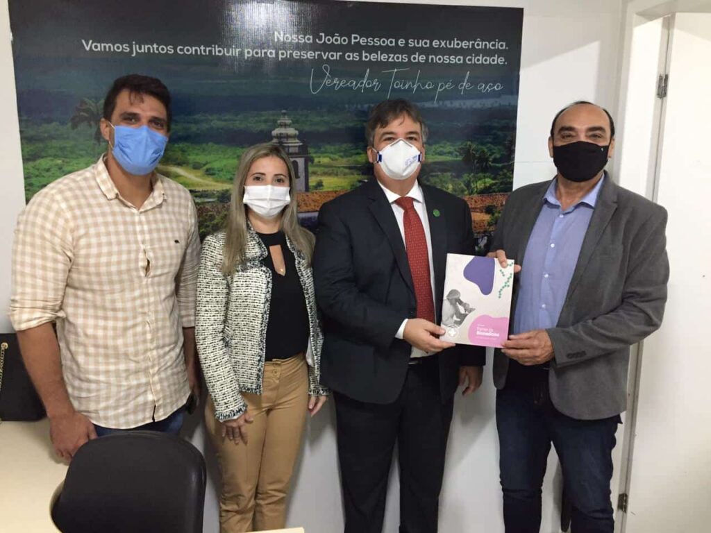 CRBM2 discute valorização da profissão biomédica com vereador de João Pessoa