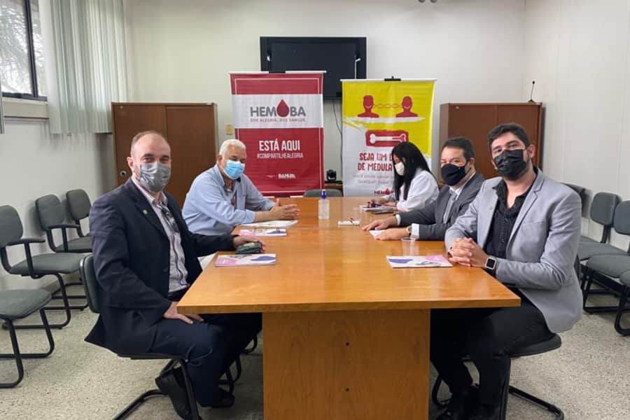 CRBM2 faz visita ao diretor da Fundação Hemoba, em Salvador