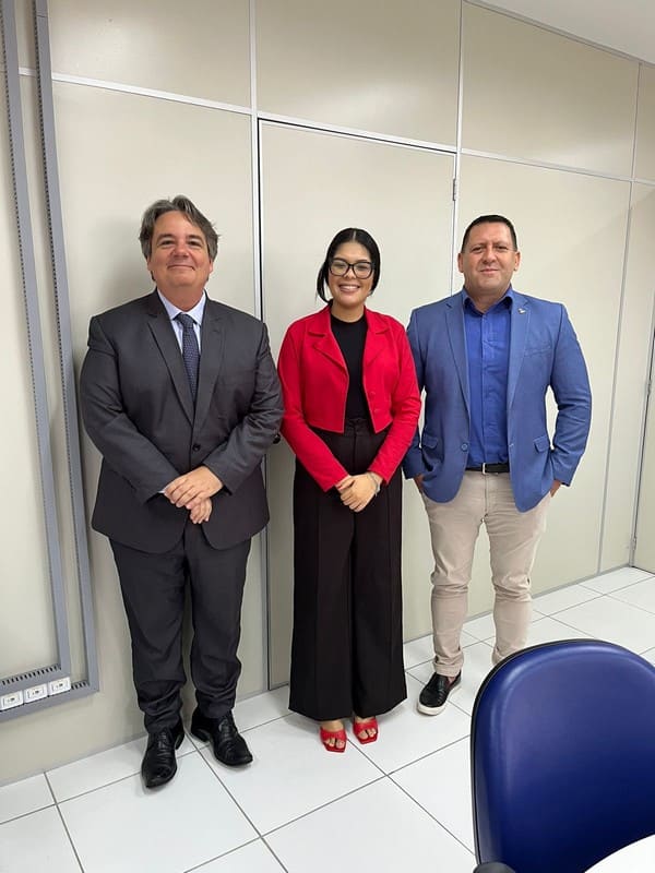CRBM2 visita Secretaria de Saúde do RN para pedir inclusão de biomédico nos próximos concursos