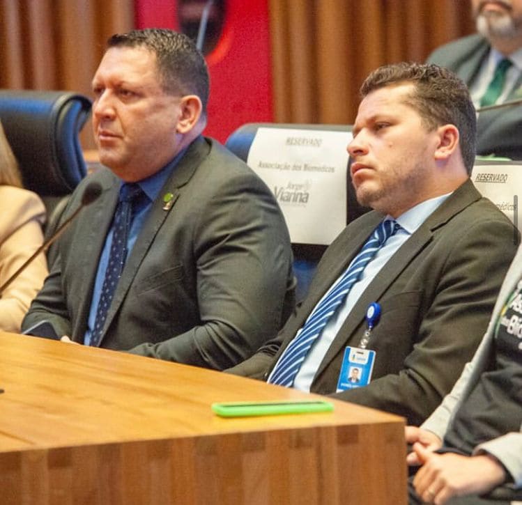 CRBM2 participa de Sessão Solene na Câmara Legislativa do DF em homenagem ao Dia do Biomédico