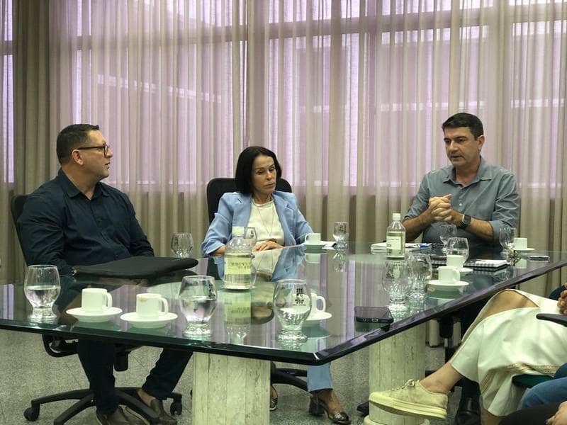 CRBM2 participa de solenidade de voto de aplauso à criação do curso de Biomedicina na Universidade Estadual do Ceará (UECE)