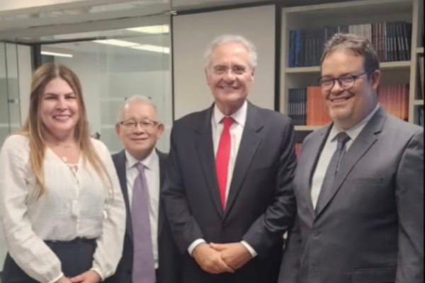 Comitiva do CRBM2 e CFBM se reúne com o senador Renan Calheiros